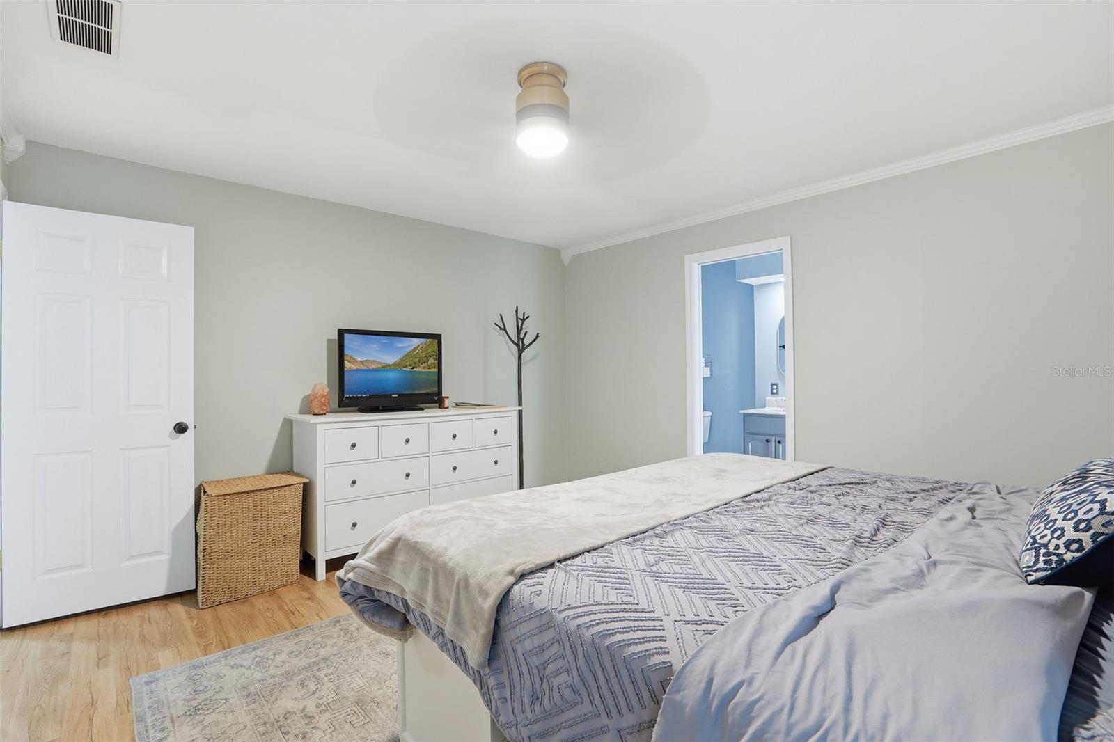 COUNTRYSIDE - Residential