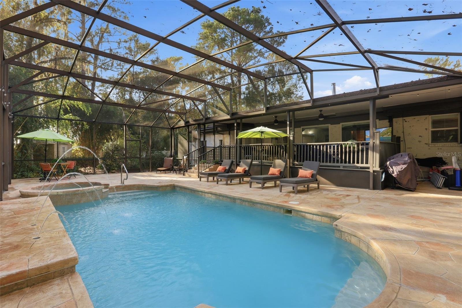 COUNTRYSIDE - Residential