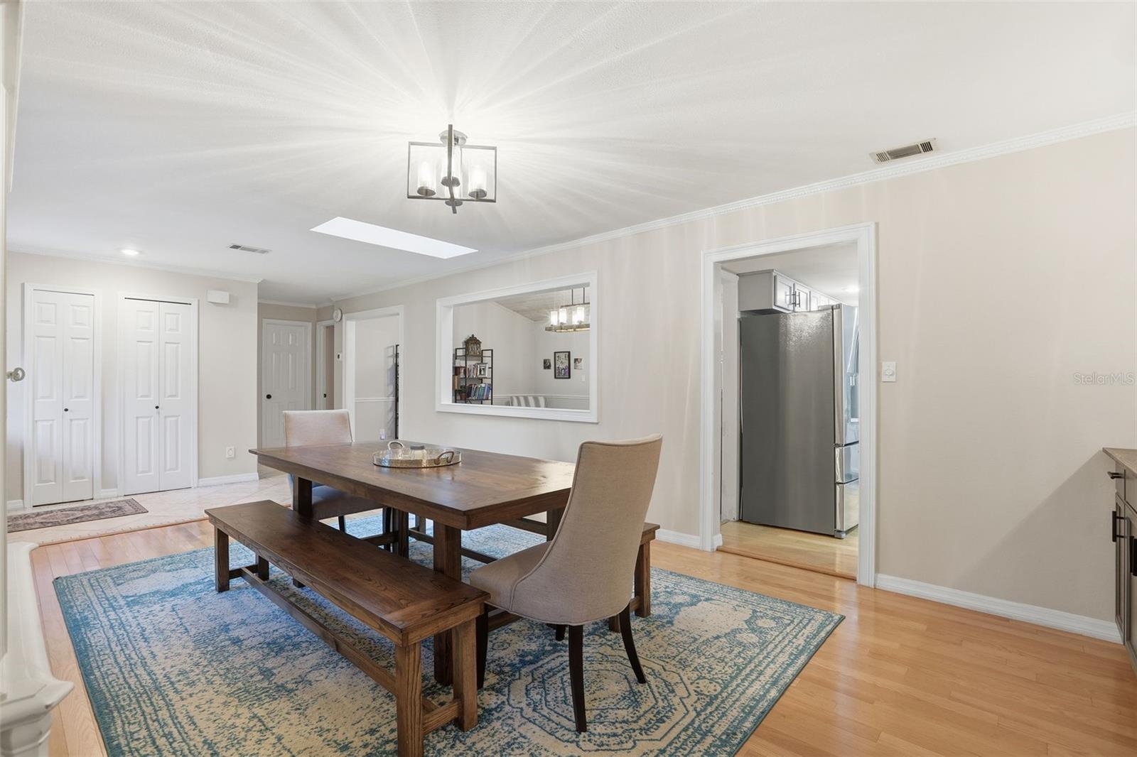 COUNTRYSIDE - Residential