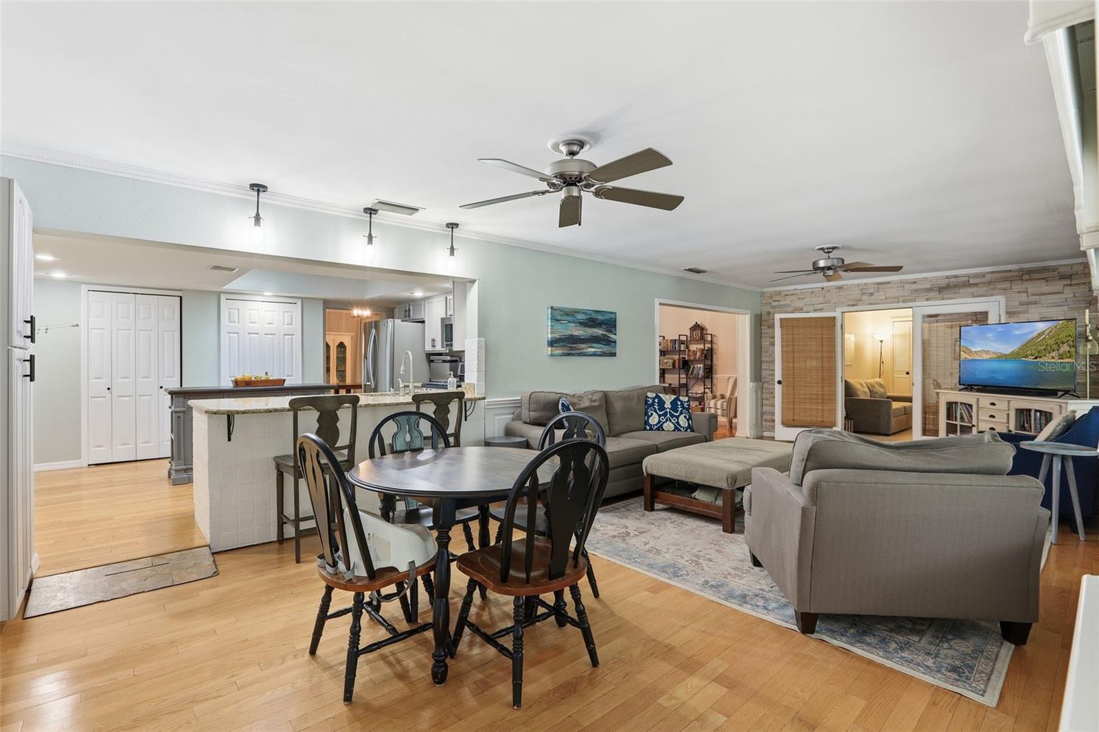 COUNTRYSIDE - Residential