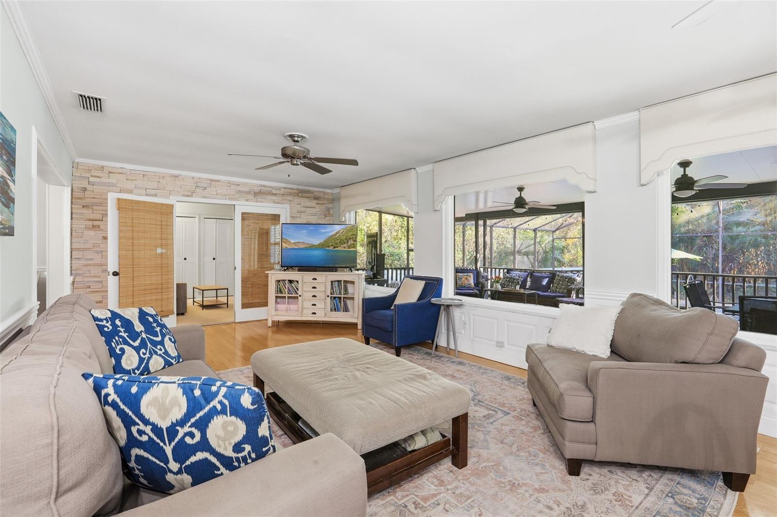 COUNTRYSIDE - Residential