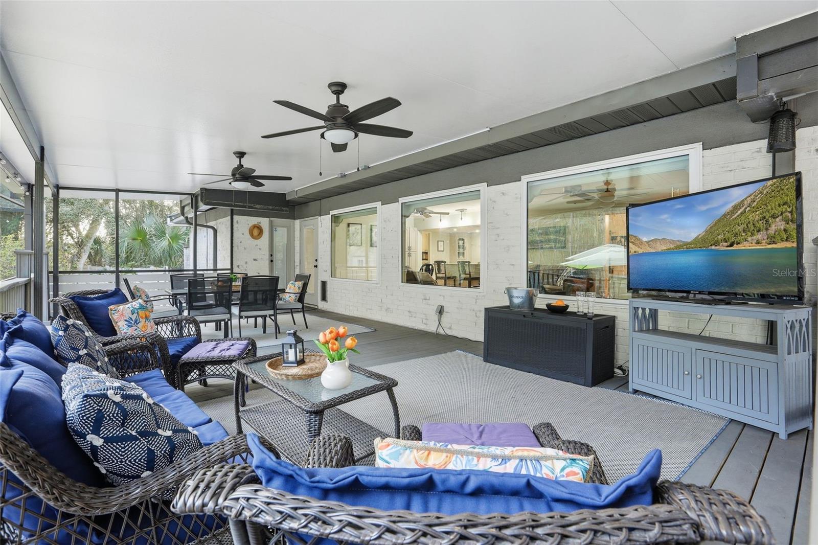 COUNTRYSIDE - Residential