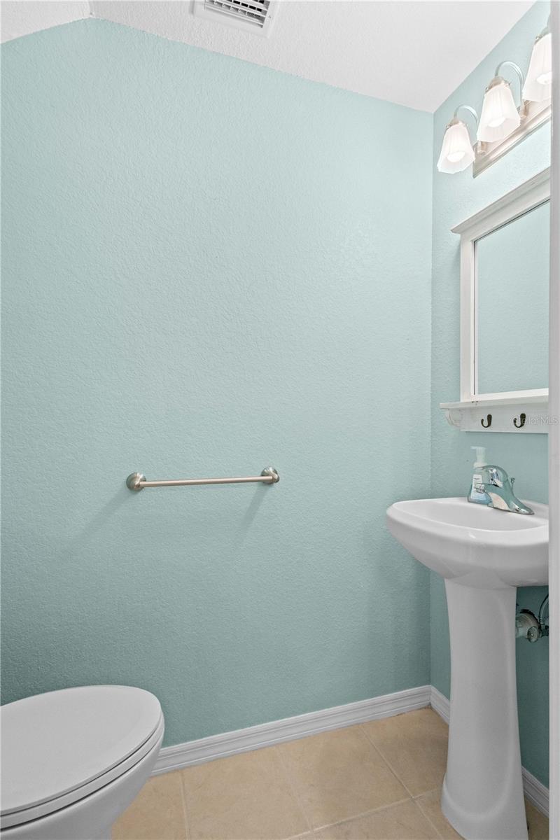 LAKE RIO TWNHMS - Residential