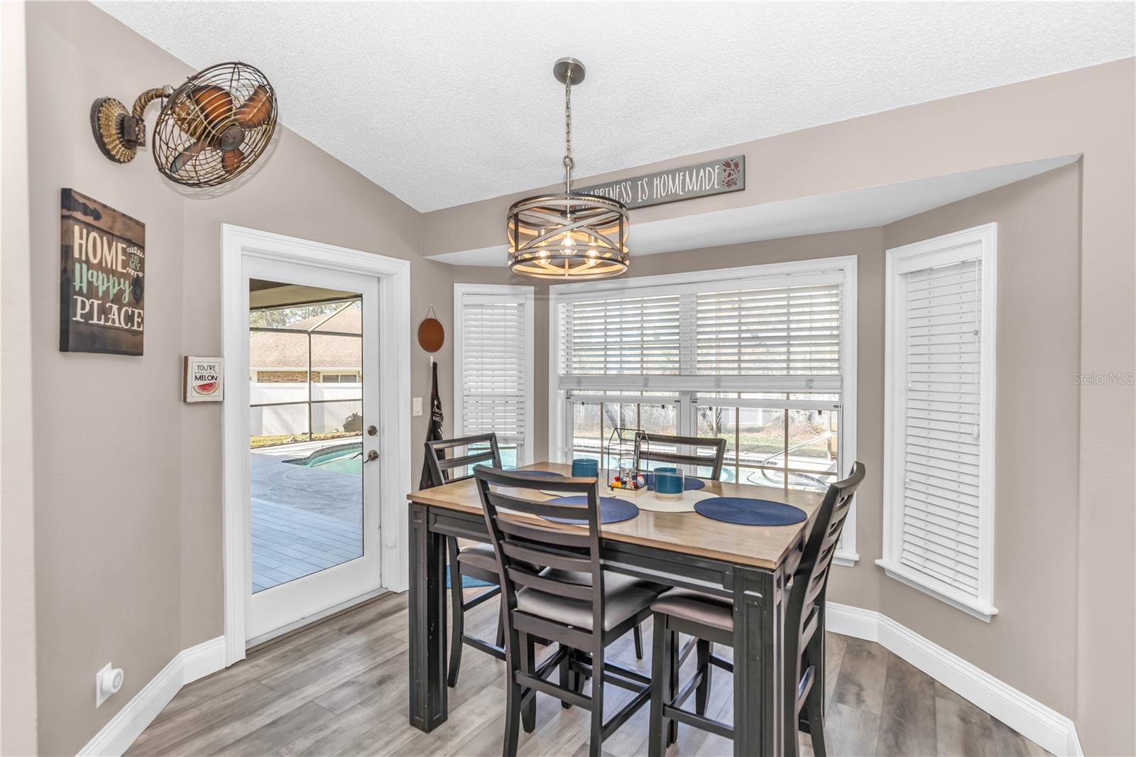 GLEN ABBEY - Residential