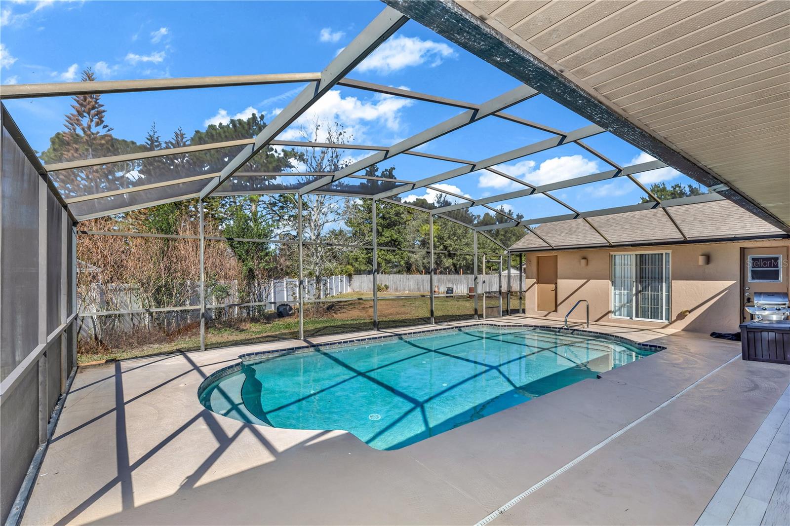 GLEN ABBEY - Residential