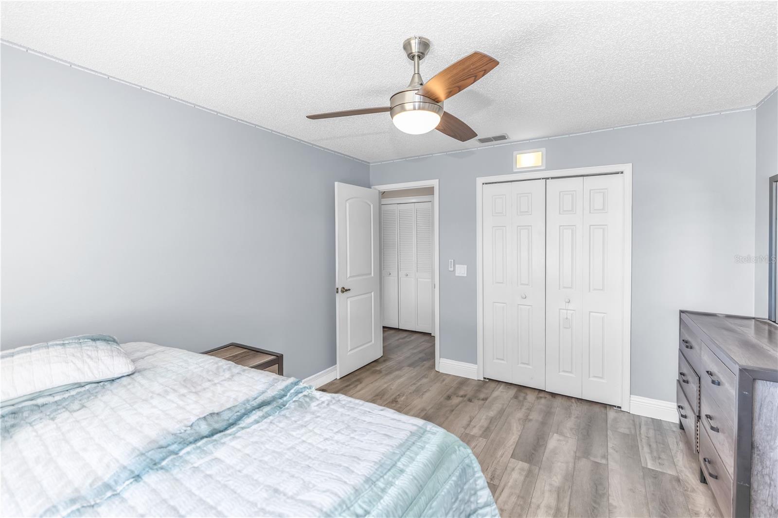 GLEN ABBEY - Residential