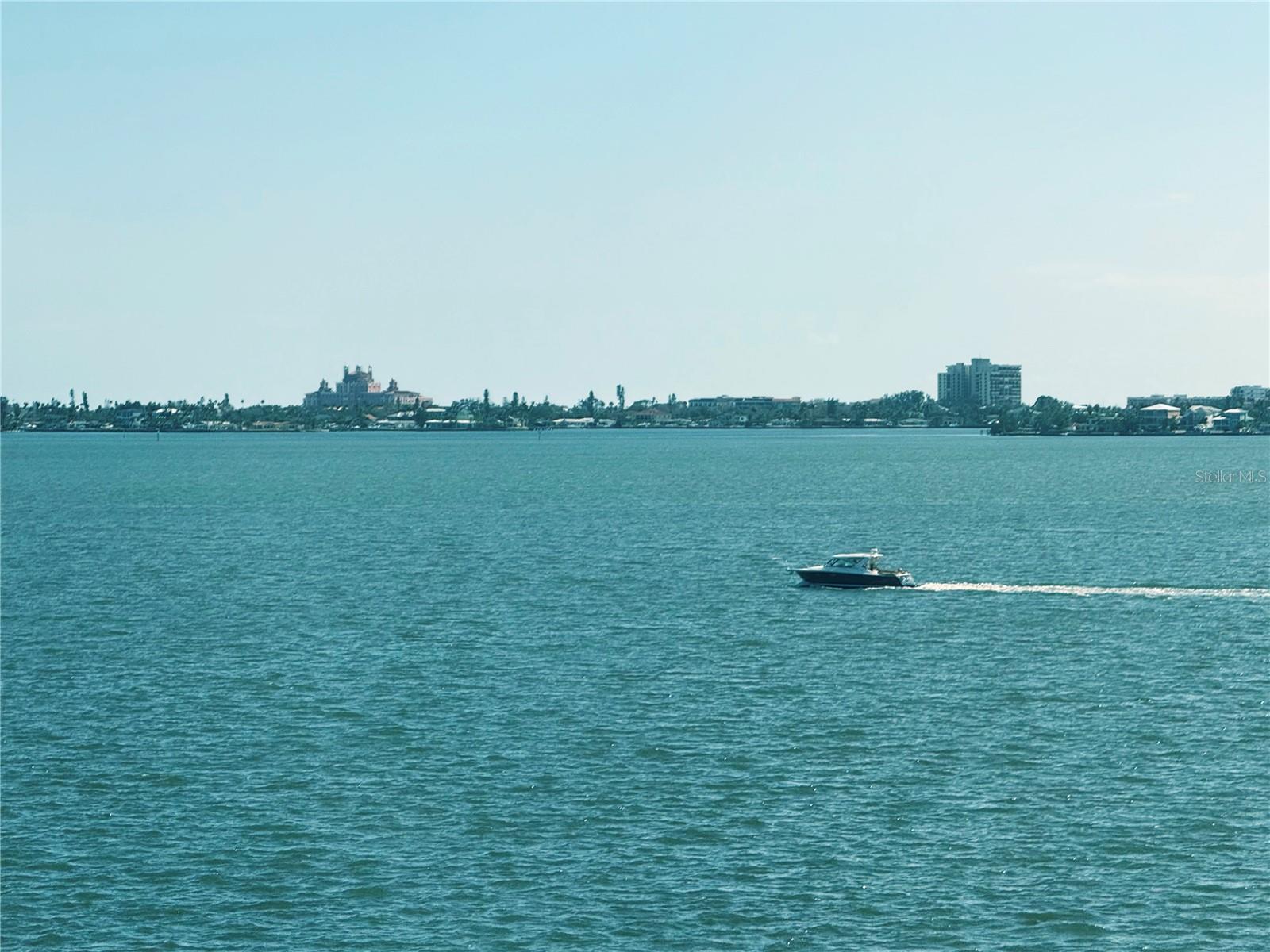 5900 SHORE BOULEVARD S 512