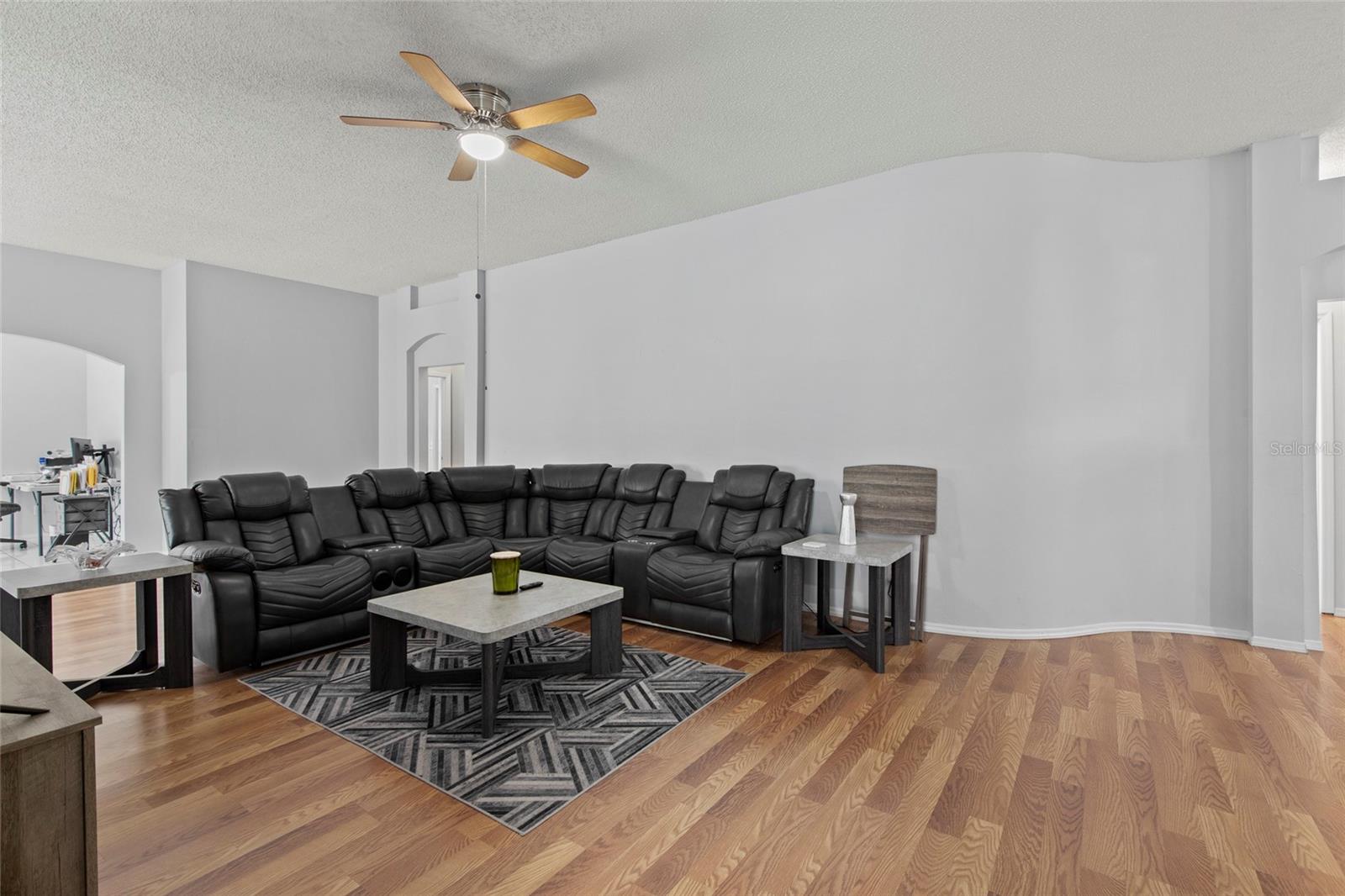 INDIAN OAKS - Residential