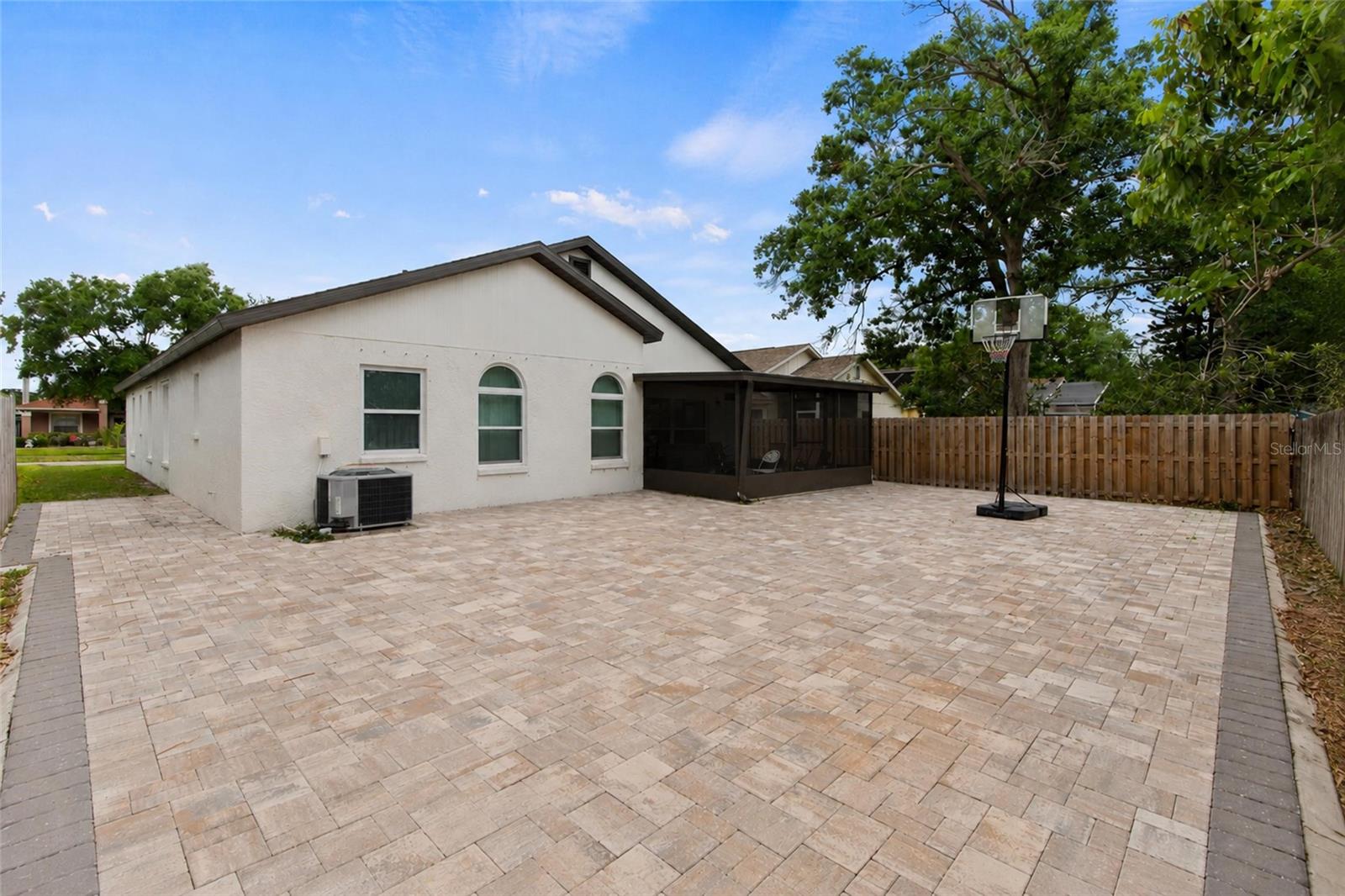 INDIAN OAKS - Residential