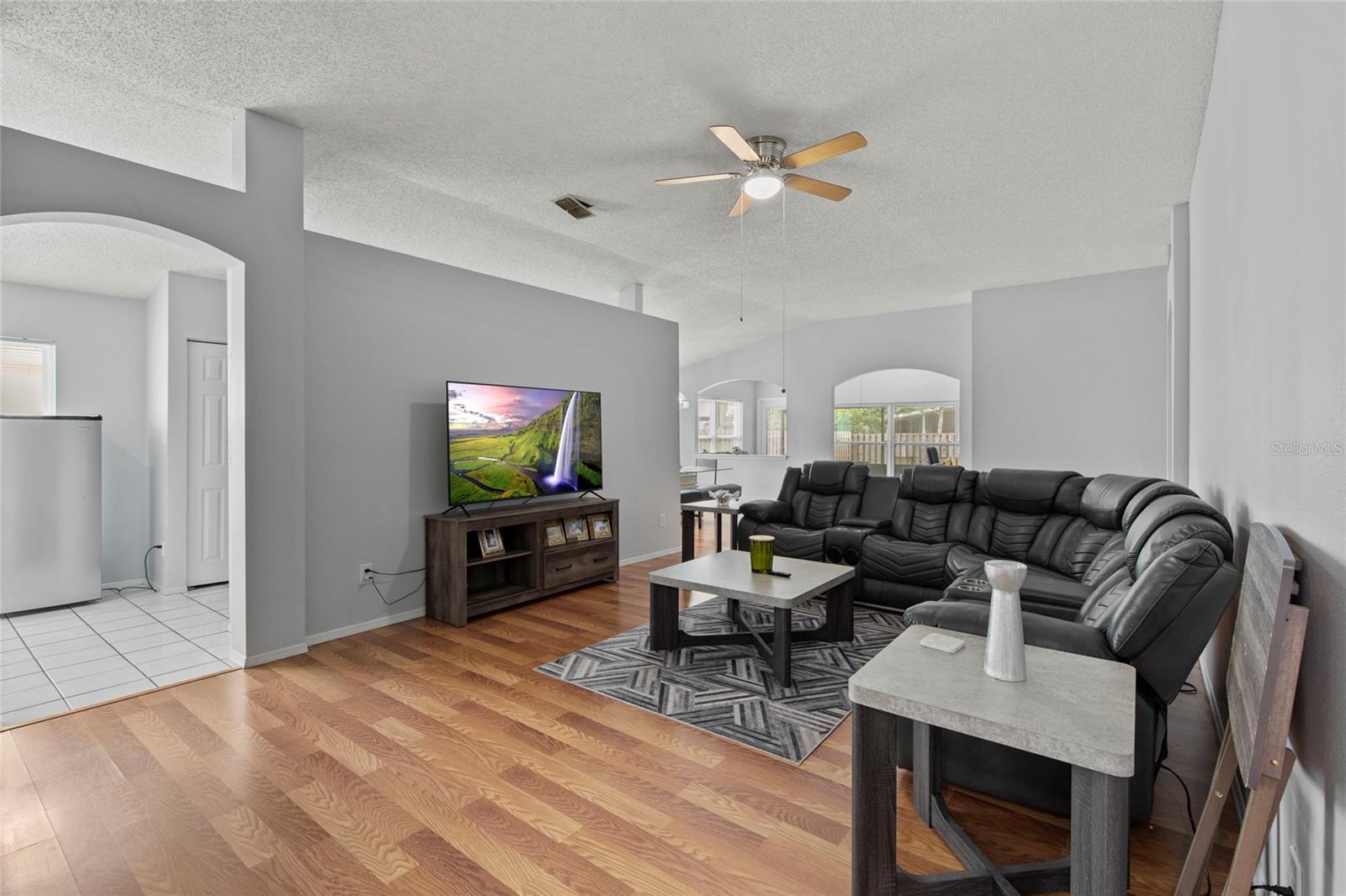 INDIAN OAKS - Residential