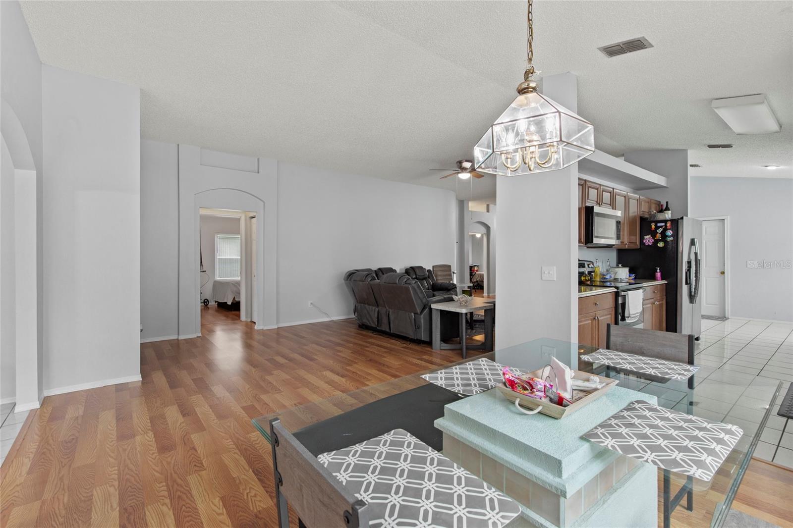 INDIAN OAKS - Residential