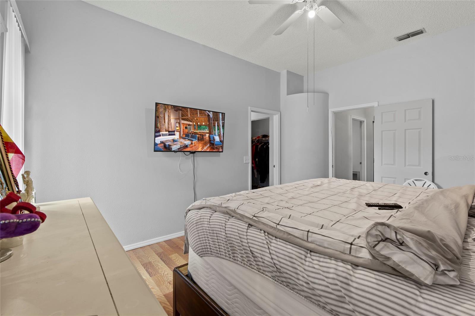 INDIAN OAKS - Residential