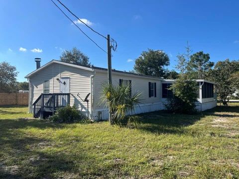 Photo of 16154 Fort Meyers Street, Brooksville, FL 34604 (MLS # TB8455631)