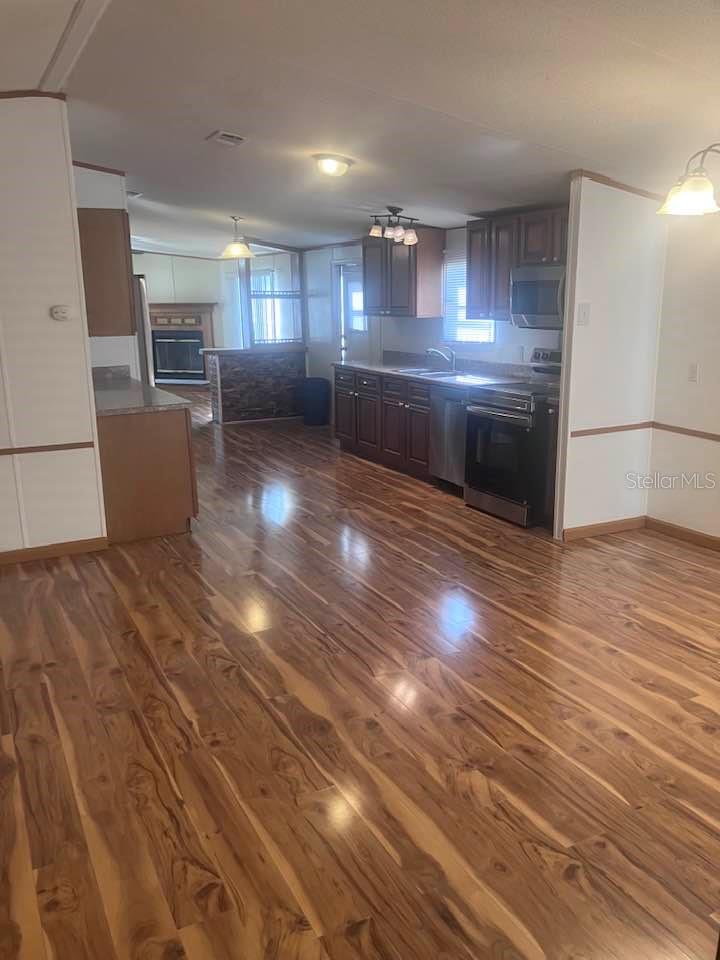 TANGERINE ESTATES - Residential