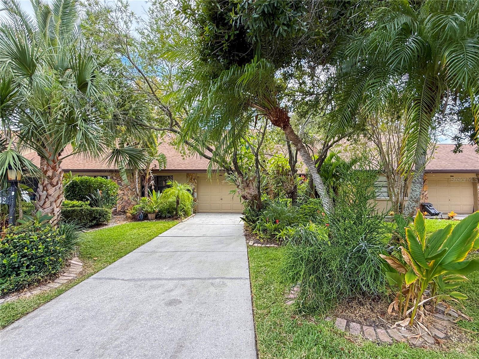 LAKE SEMINOLE VILLAGE - Residential
