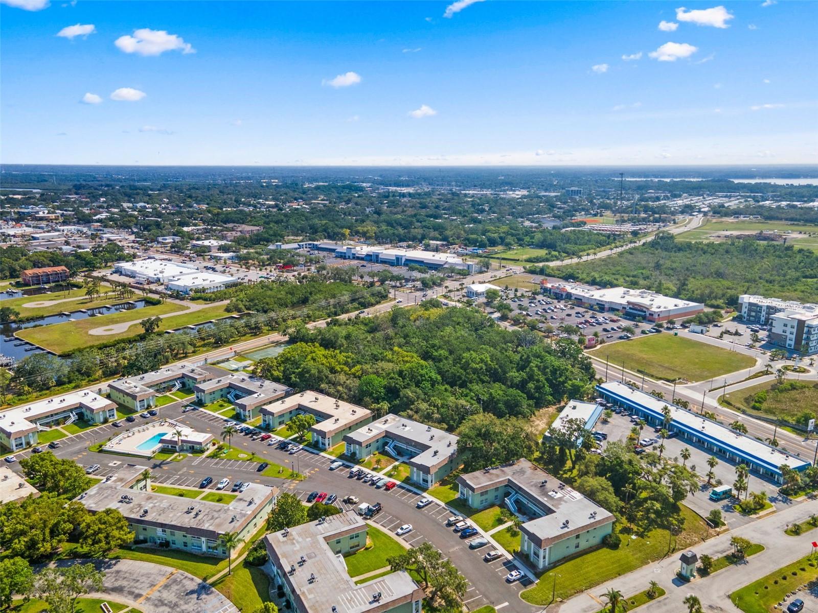 GREEN DOLPHIN PARK CONDO - Residential