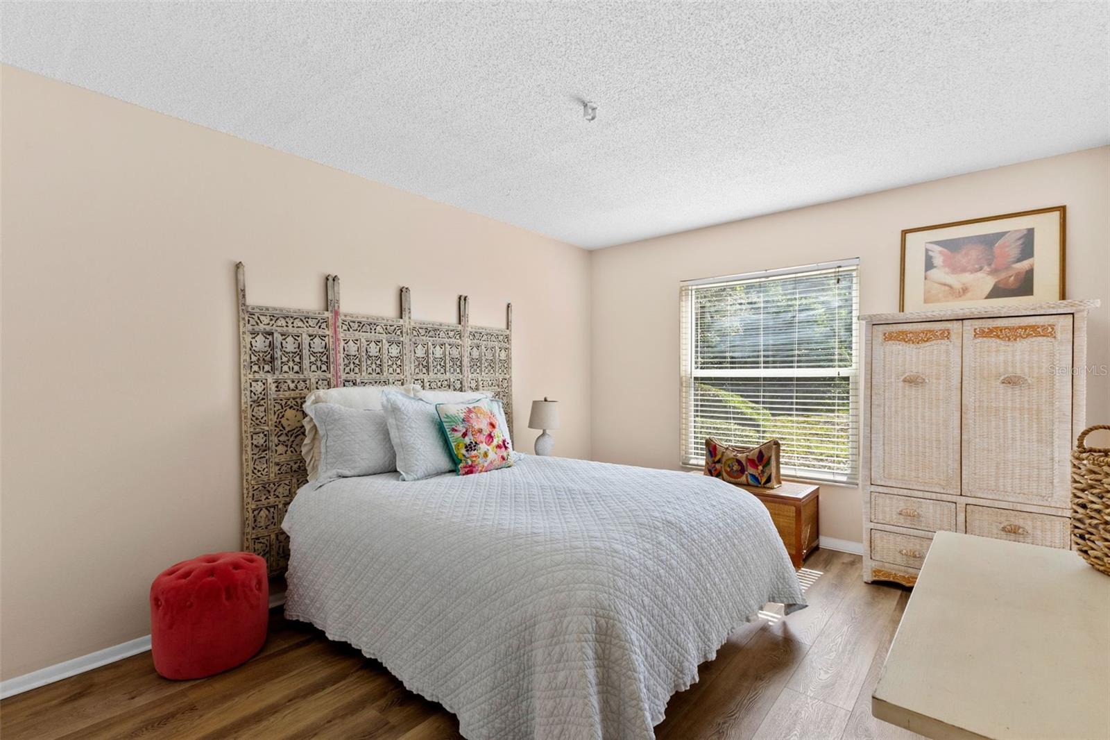 GREEN DOLPHIN PARK CONDO - Residential