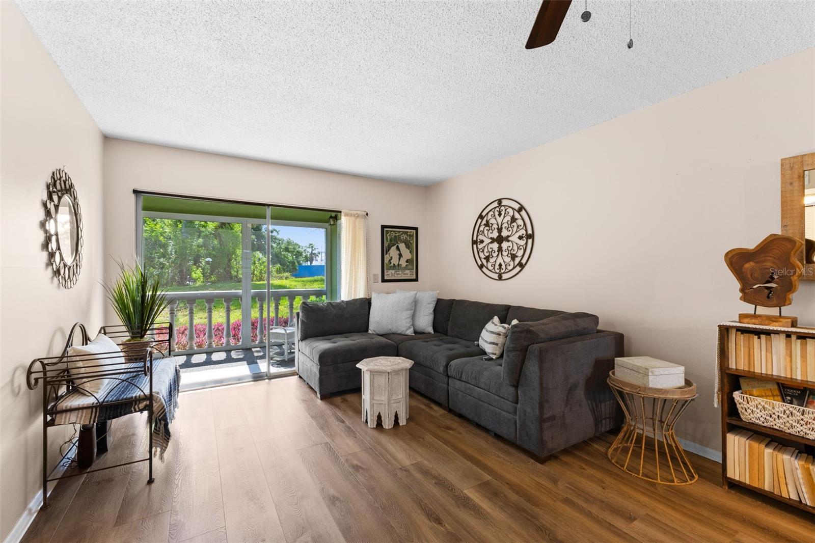 GREEN DOLPHIN PARK CONDO - Residential