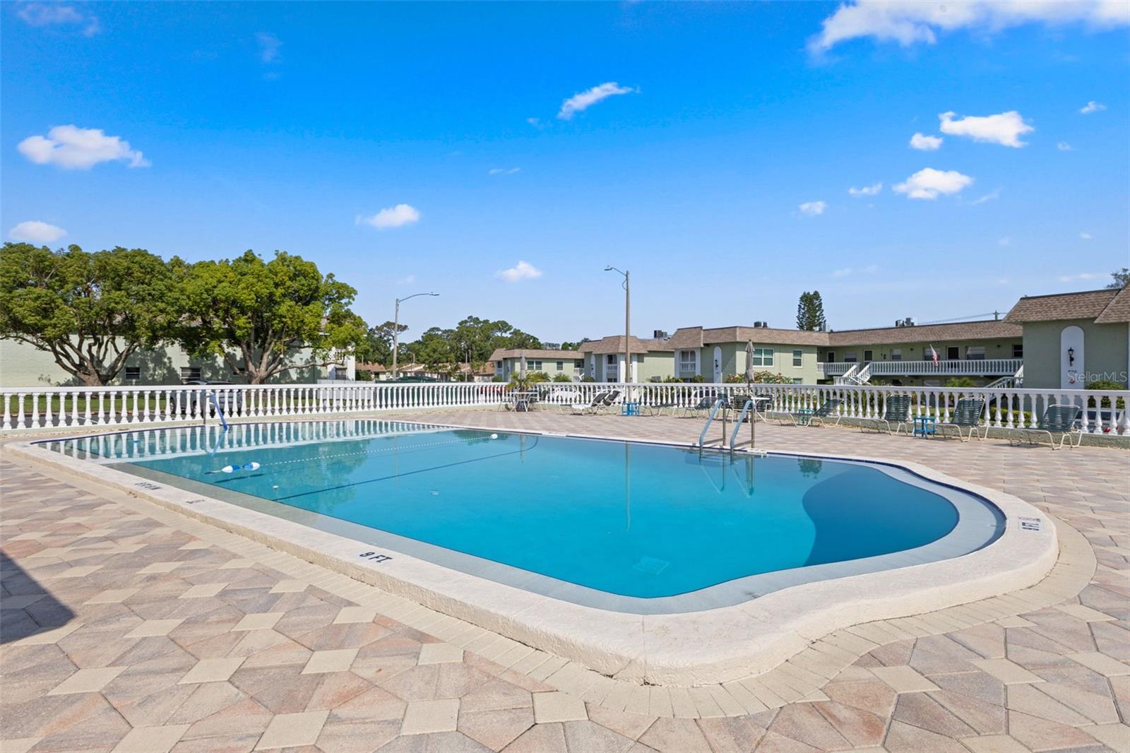 GREEN DOLPHIN PARK CONDO - Residential