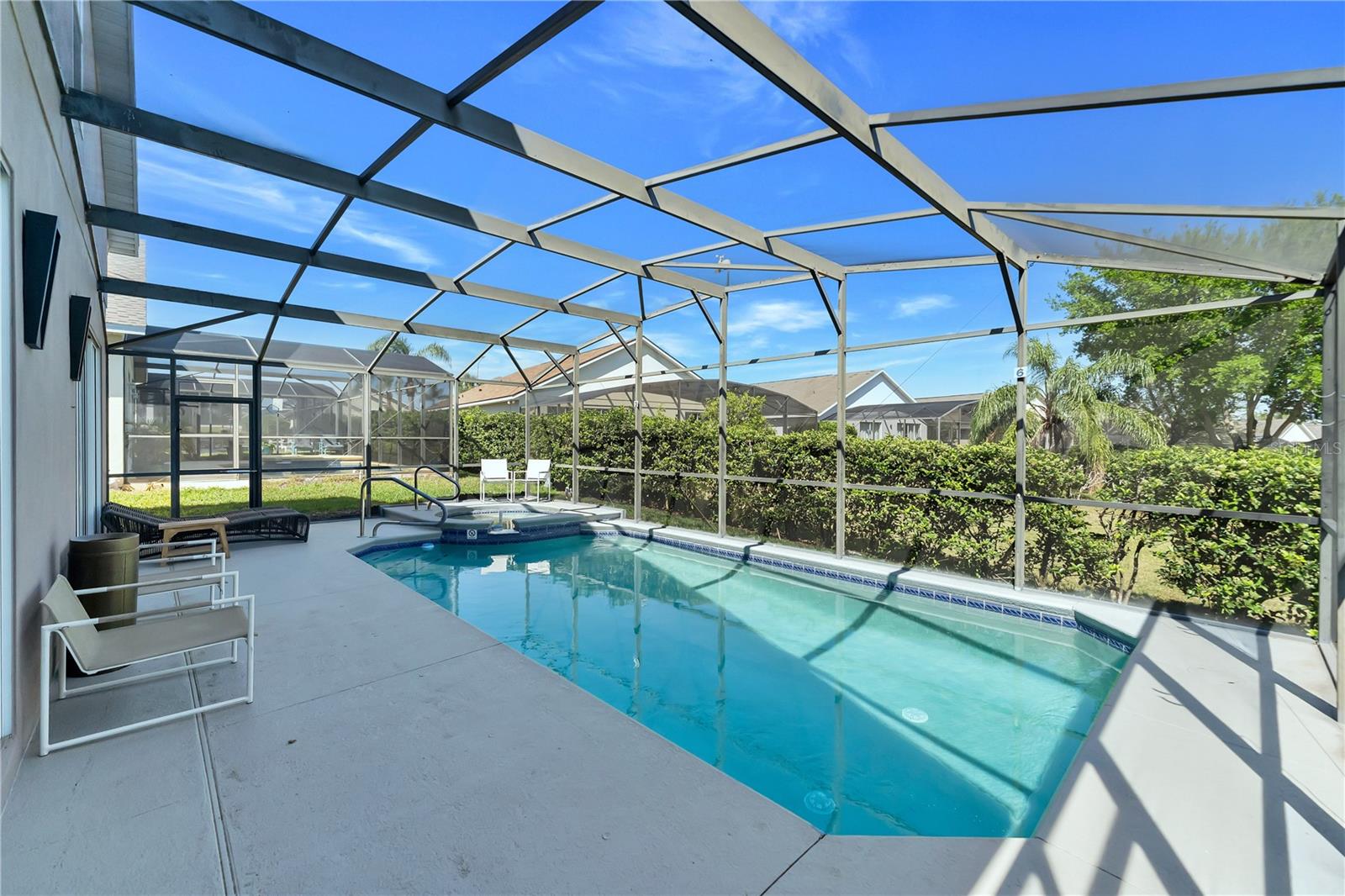 GLENBROOK SUB - Residential Lease