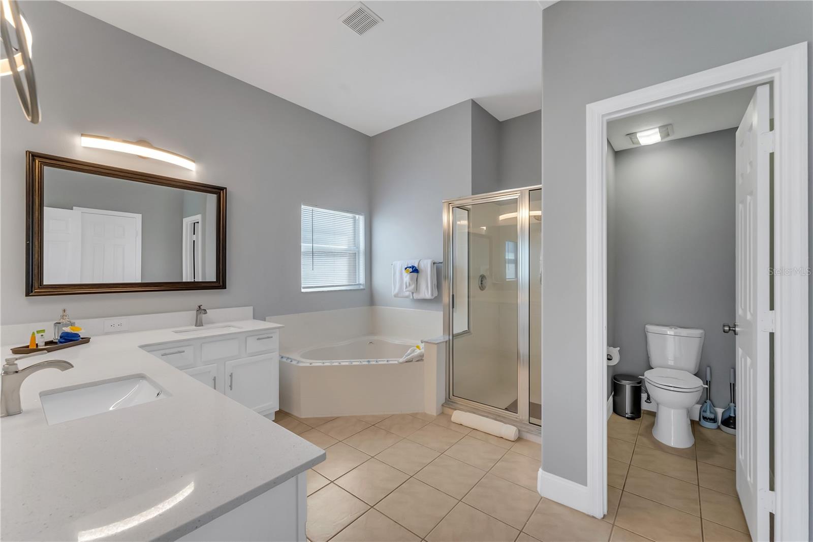 GLENBROOK SUB - Residential Lease