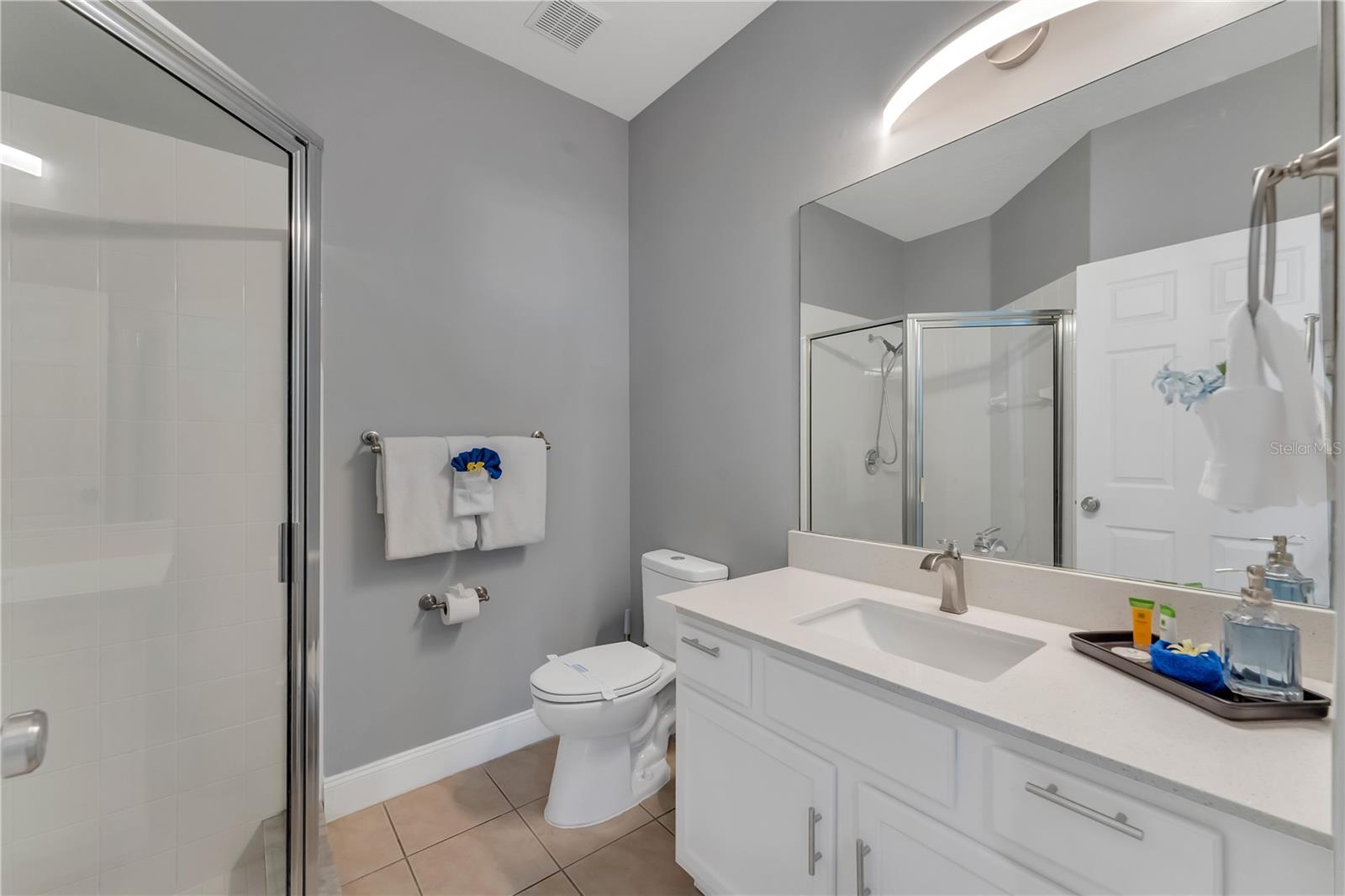 GLENBROOK SUB - Residential Lease