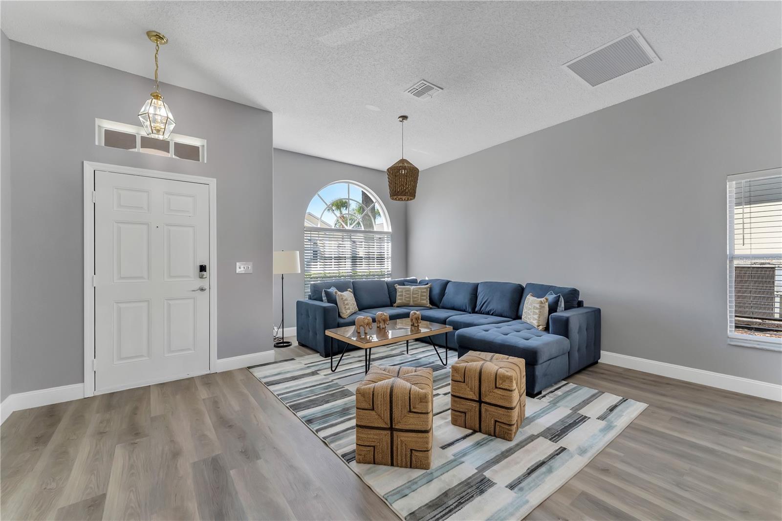 GLENBROOK SUB - Residential Lease