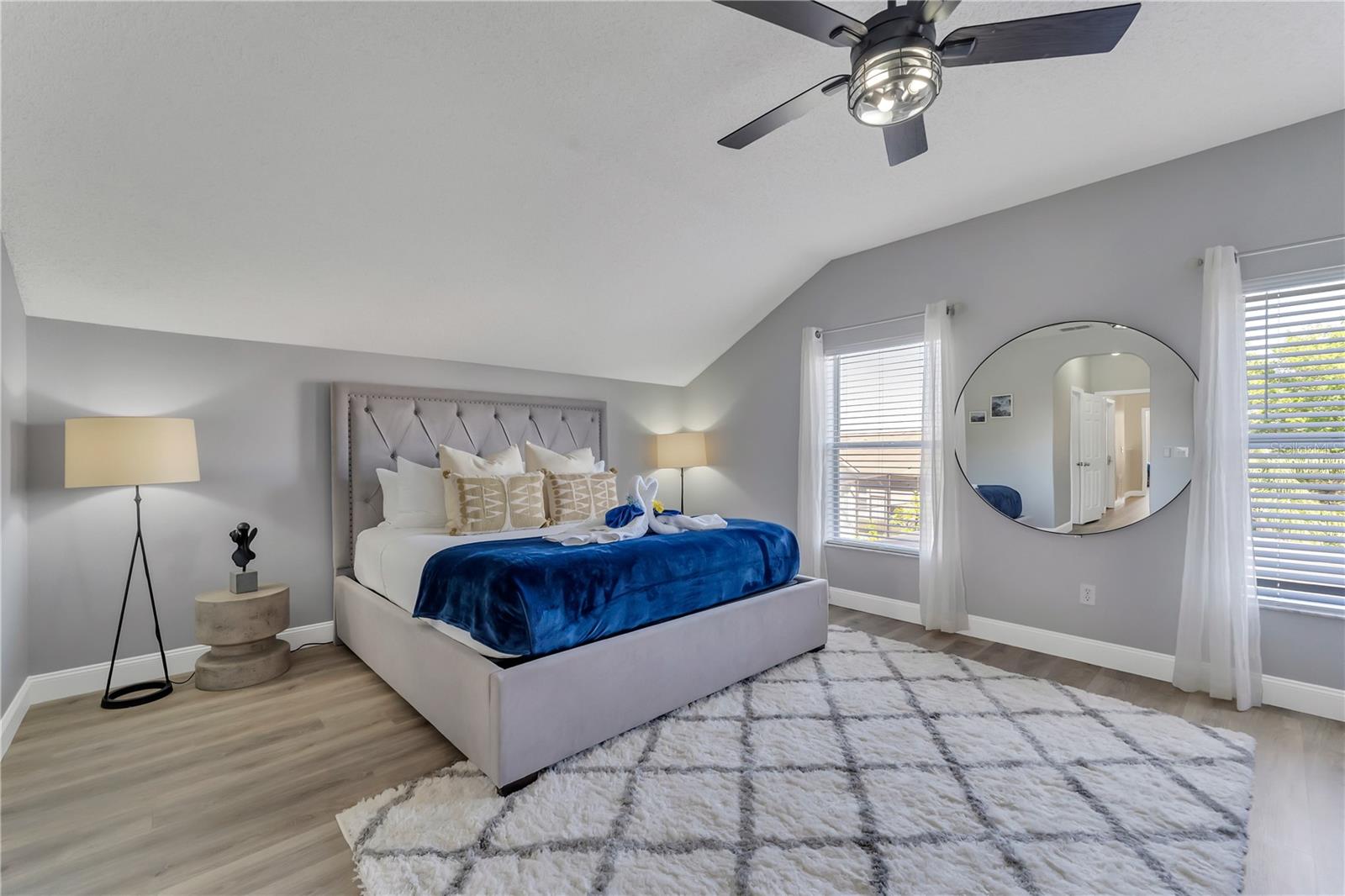 GLENBROOK SUB - Residential Lease