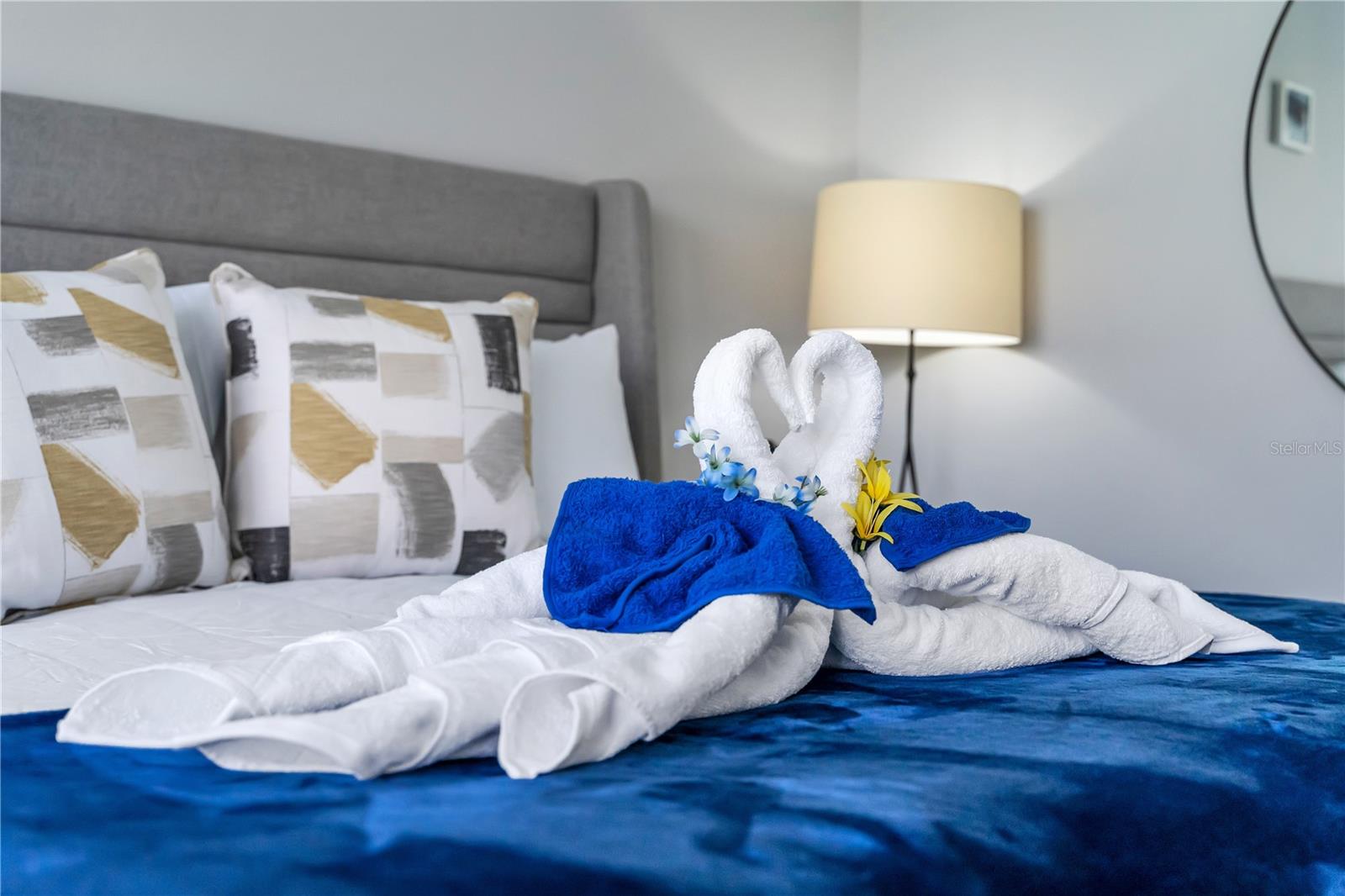 GLENBROOK SUB - Residential Lease