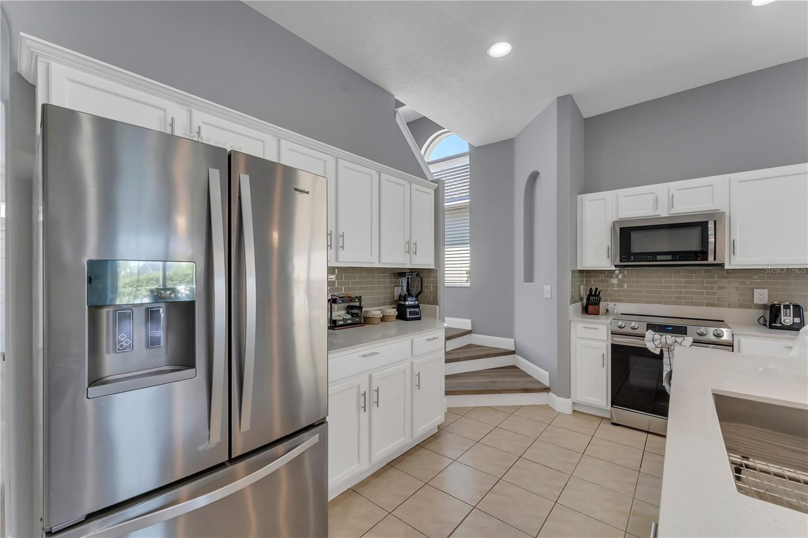 GLENBROOK SUB - Residential Lease