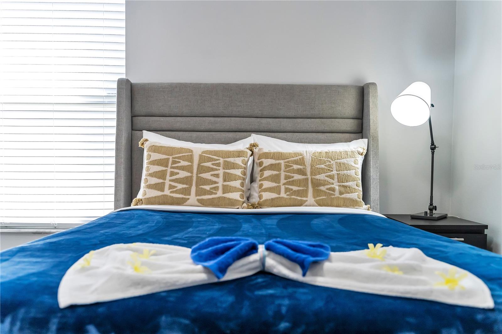 GLENBROOK SUB - Residential Lease