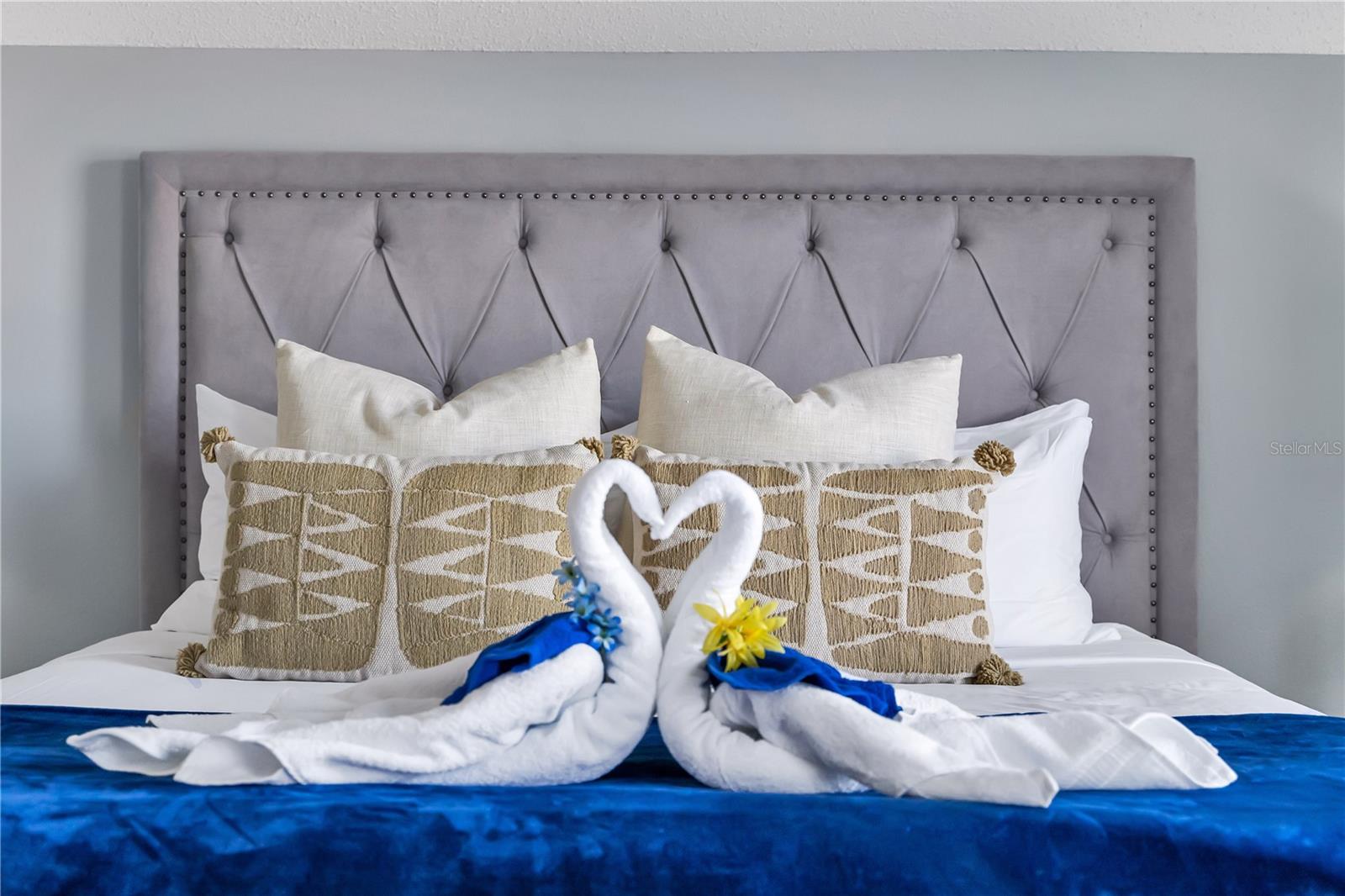 GLENBROOK SUB - Residential Lease