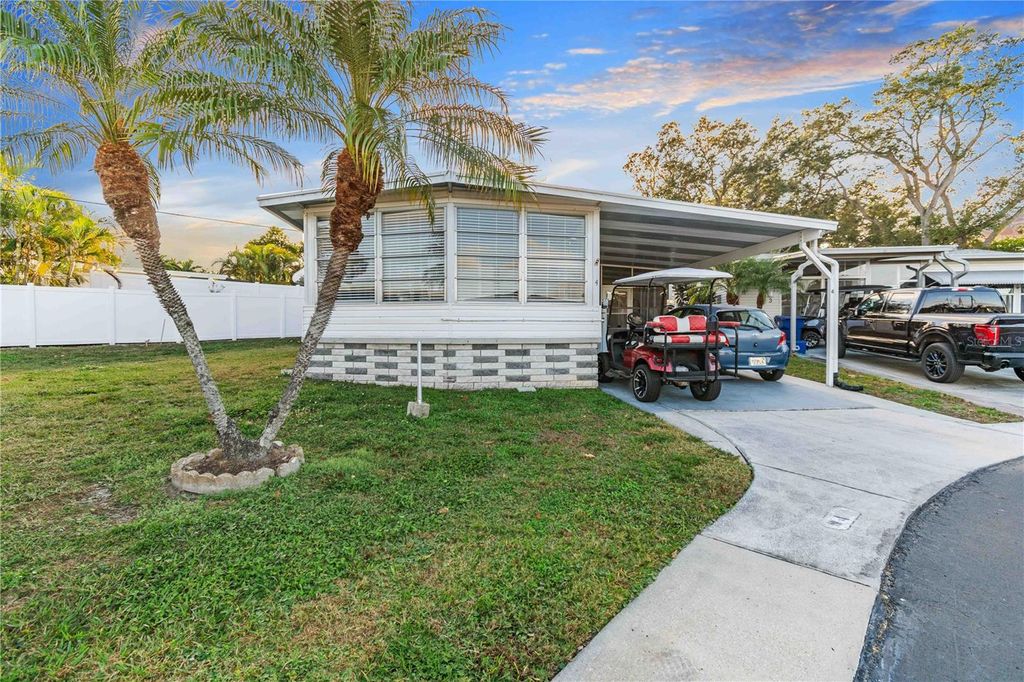 Photo of 10399 67th Avenue #4, Seminole, FL 33772 (MLS # TB8454188)