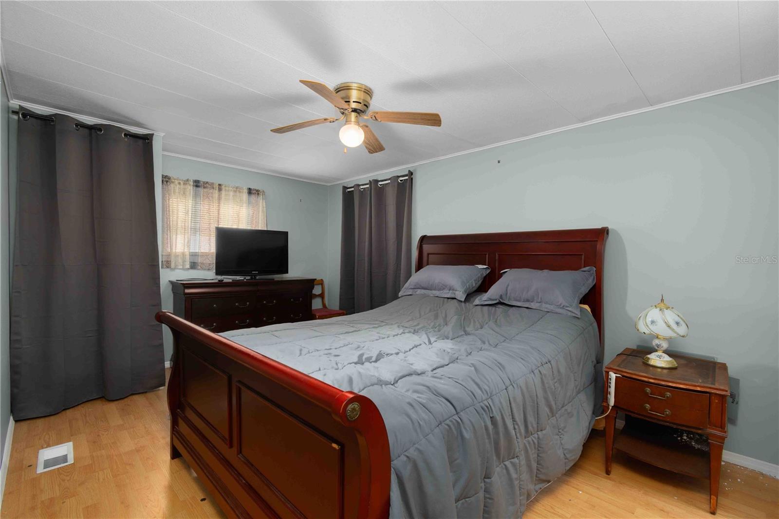 EDGEWATER PINES ROC INC UNREC - Residential