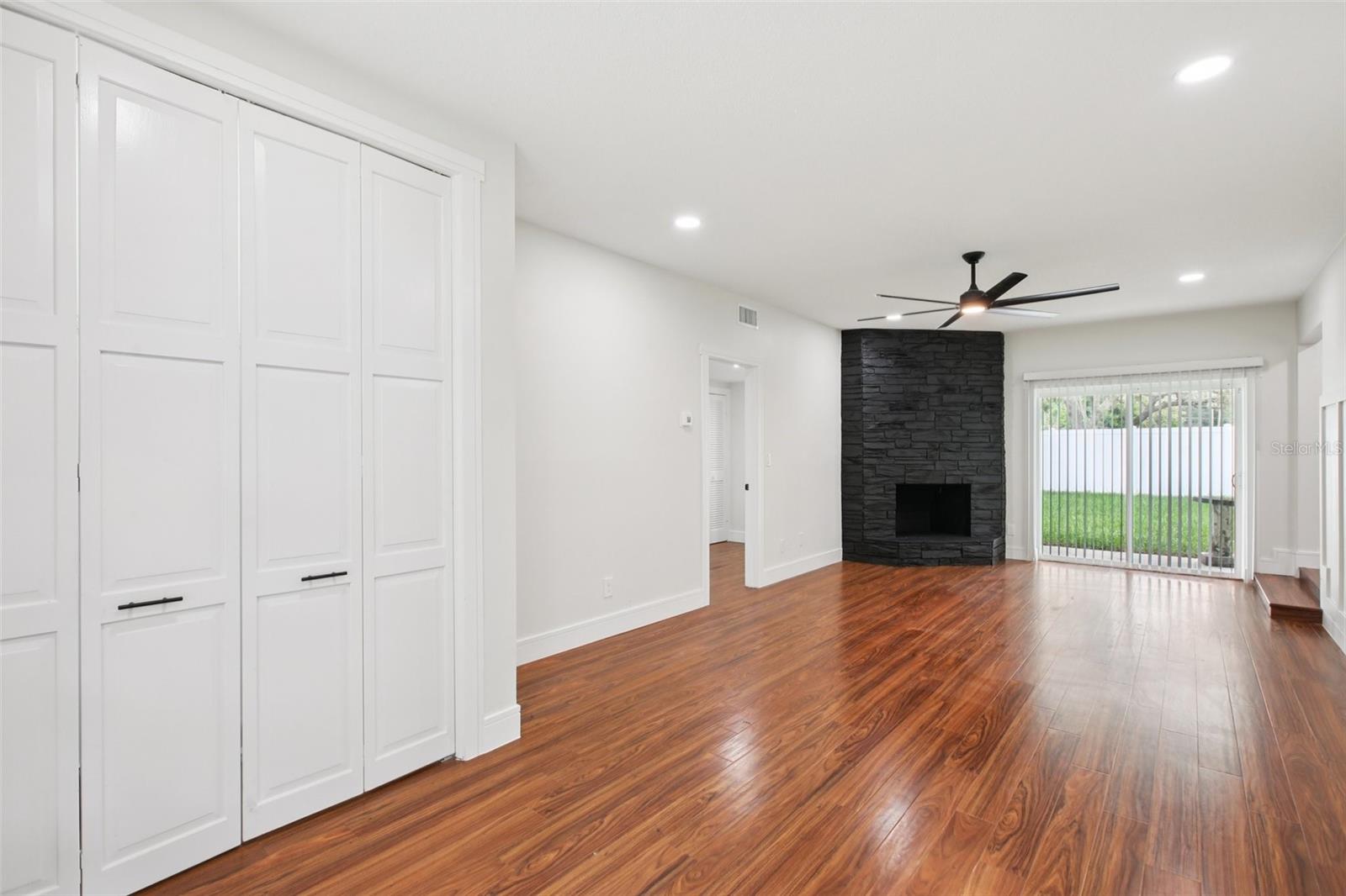 TEMPLE TERRACE ESTATES - Residential