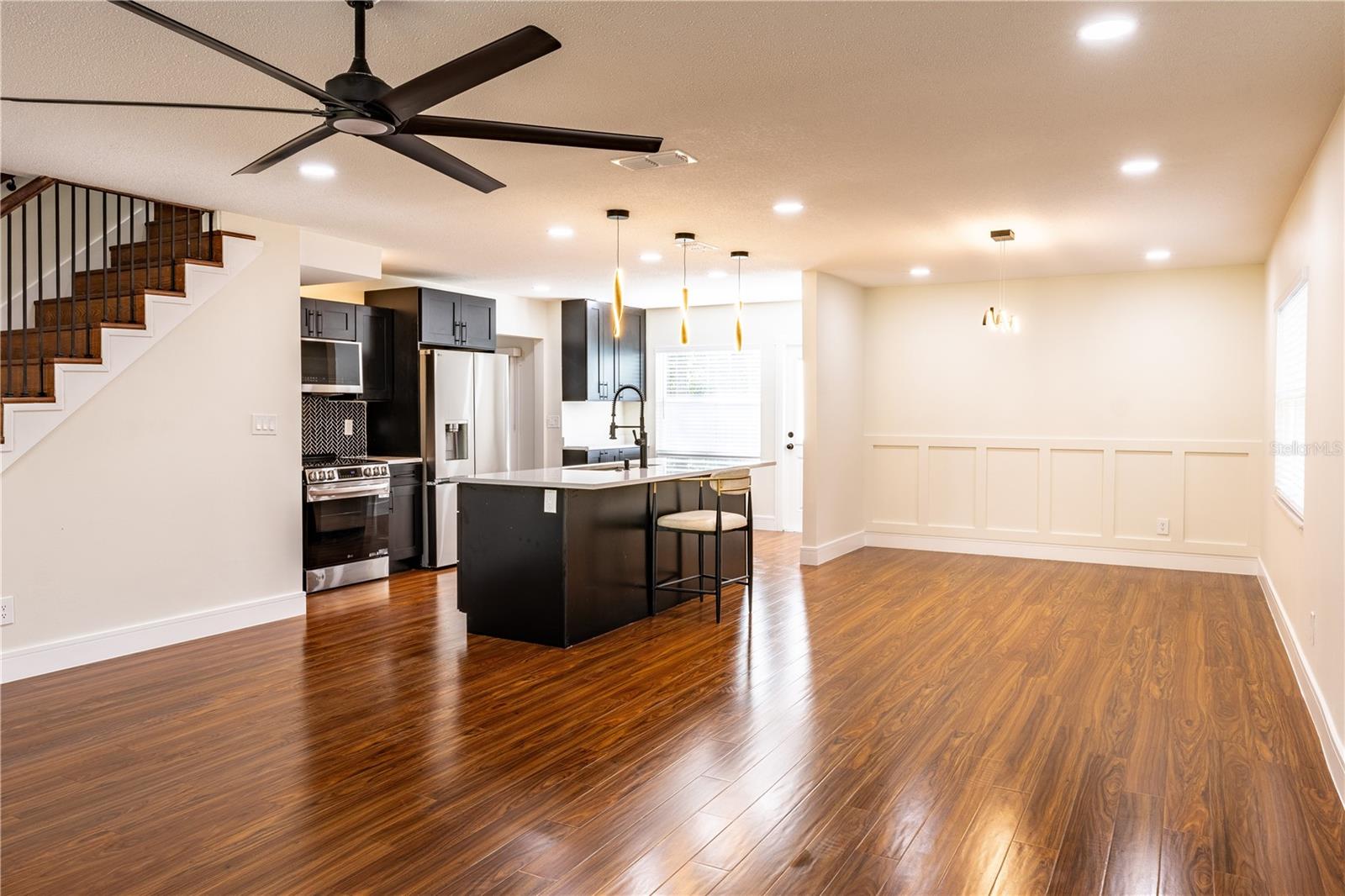 TEMPLE TERRACE ESTATES - Residential