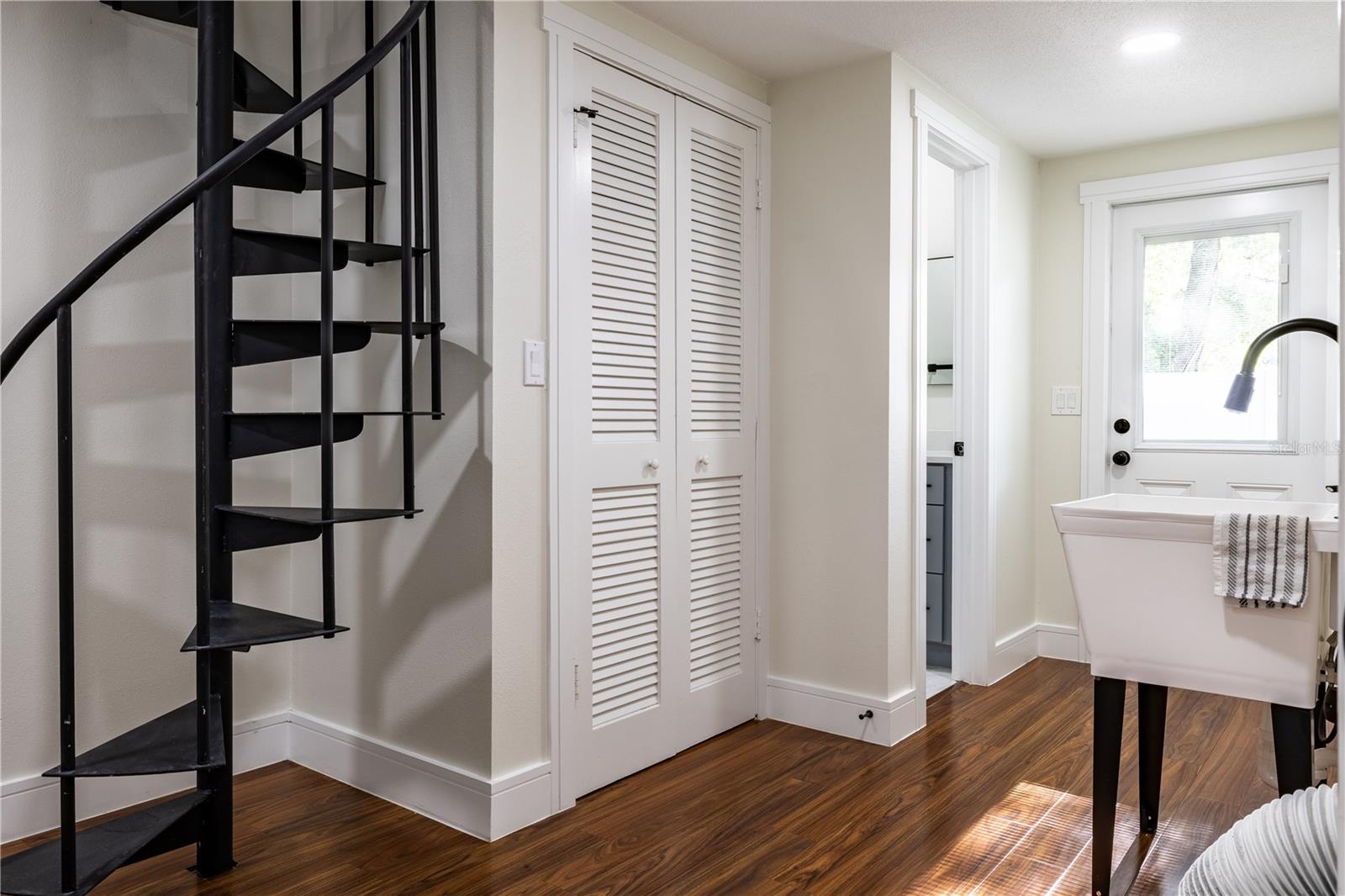 TEMPLE TERRACE ESTATES - Residential