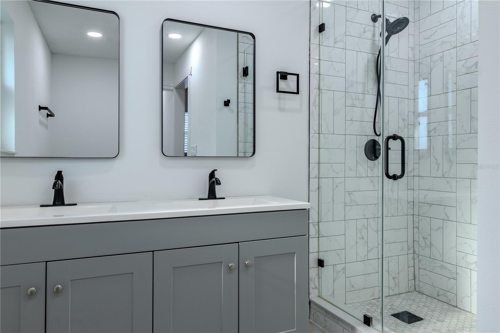 TEMPLE TERRACE ESTATES - Residential