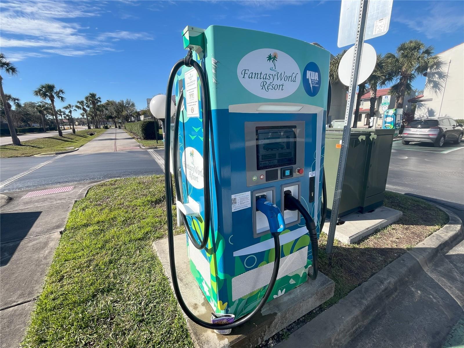 FANTASYWORLD CLUB VILLAS UNIT 1 - Residential