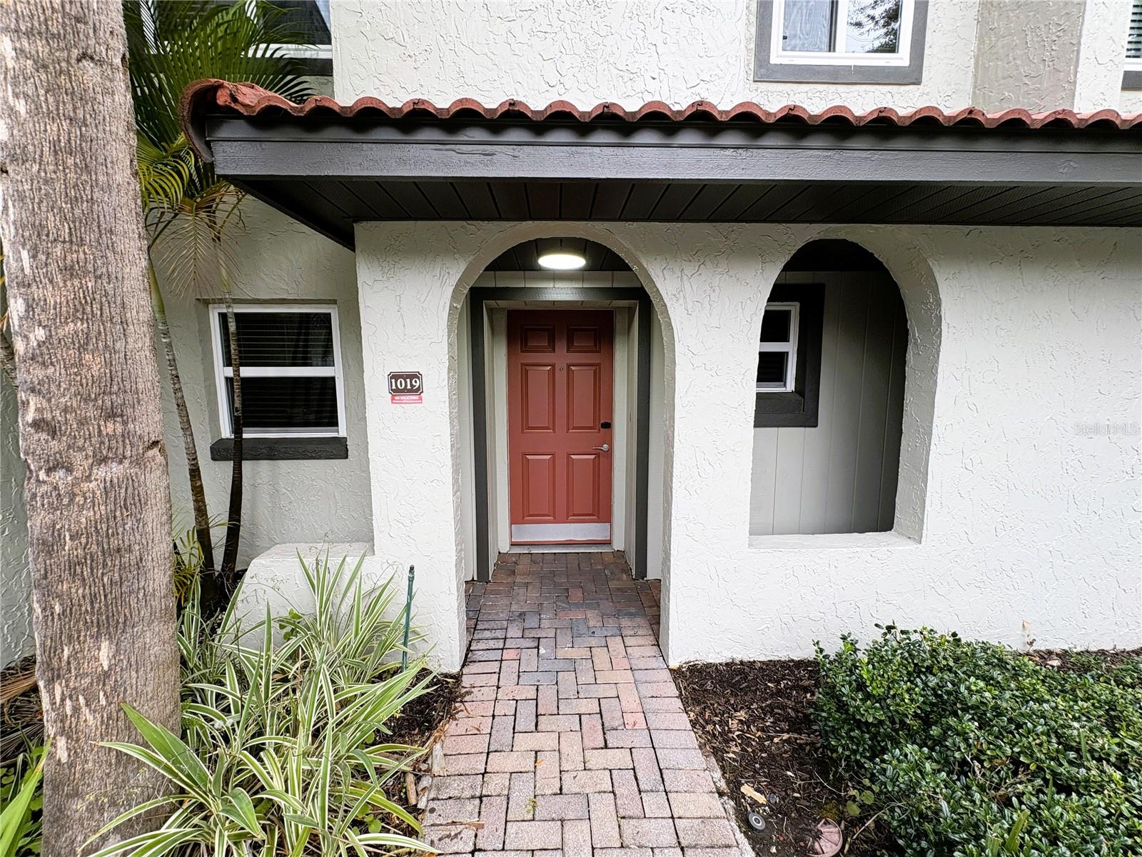 FANTASYWORLD CLUB VILLAS UNIT 1 - Residential