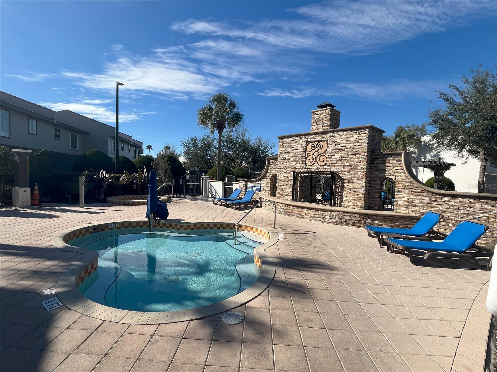 FANTASYWORLD CLUB VILLAS UNIT 1 - Residential