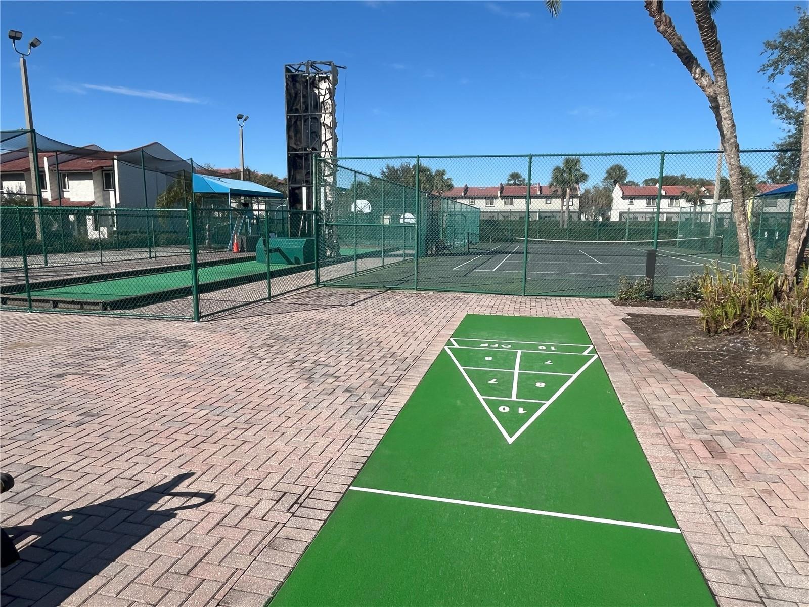 FANTASYWORLD CLUB VILLAS UNIT 1 - Residential