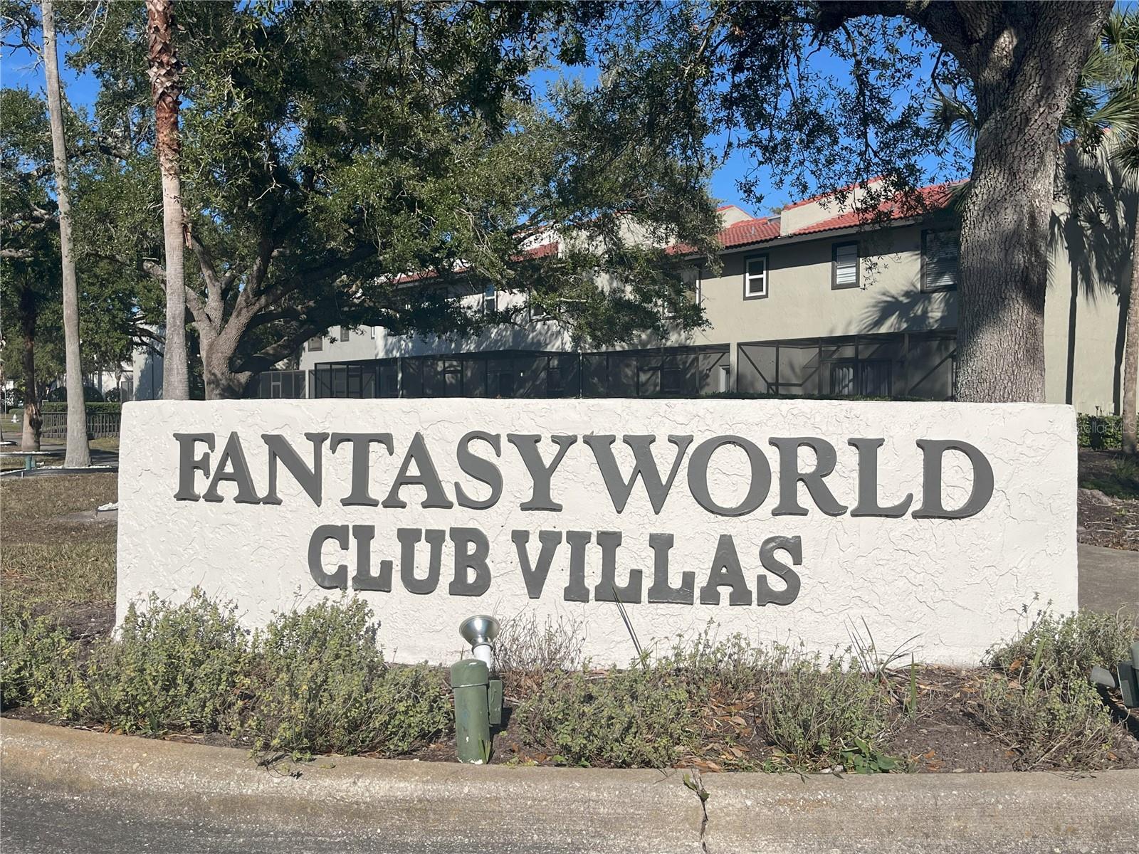 FANTASYWORLD CLUB VILLAS UNIT 1 - Residential