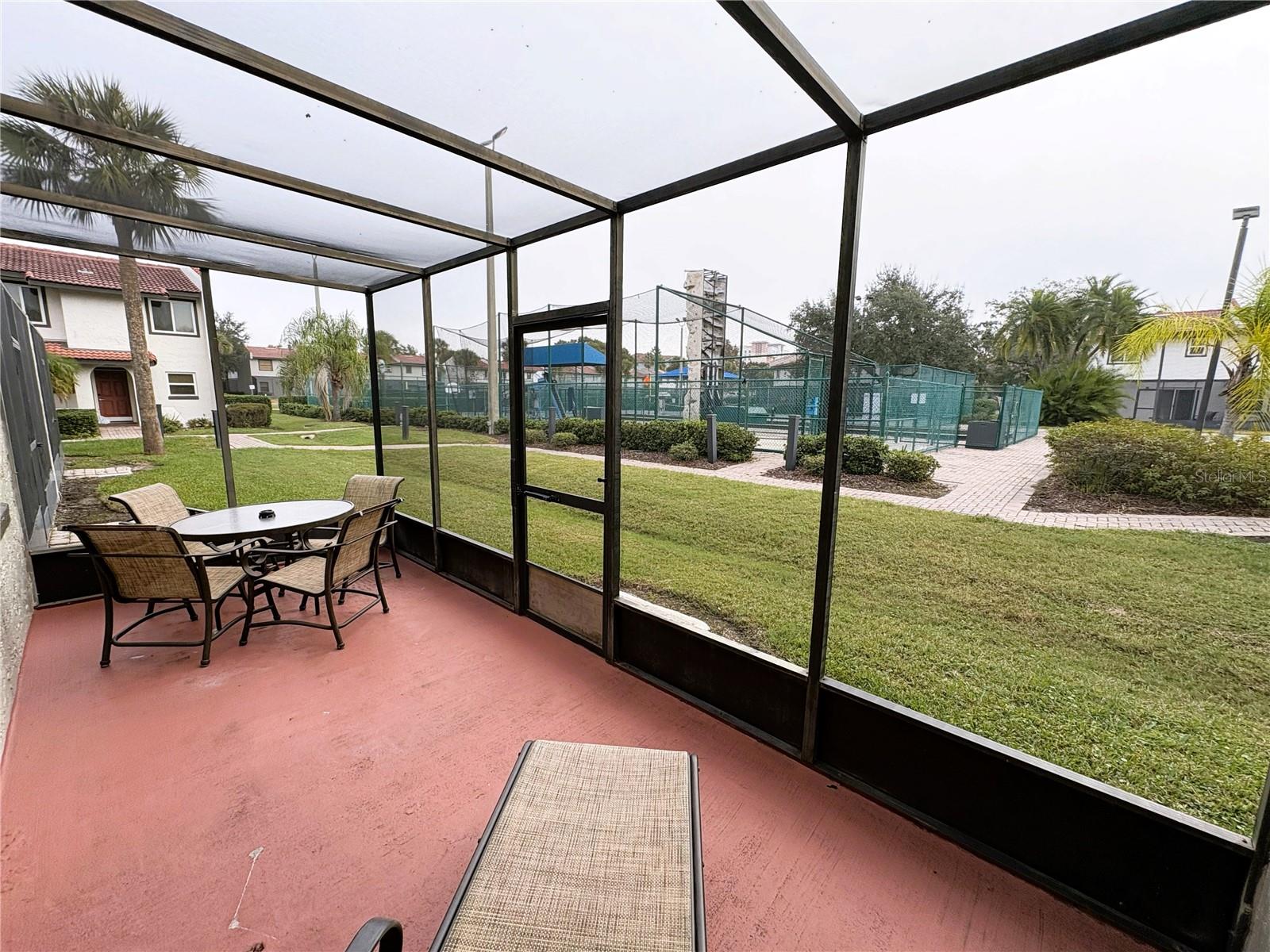 FANTASYWORLD CLUB VILLAS UNIT 1 - Residential