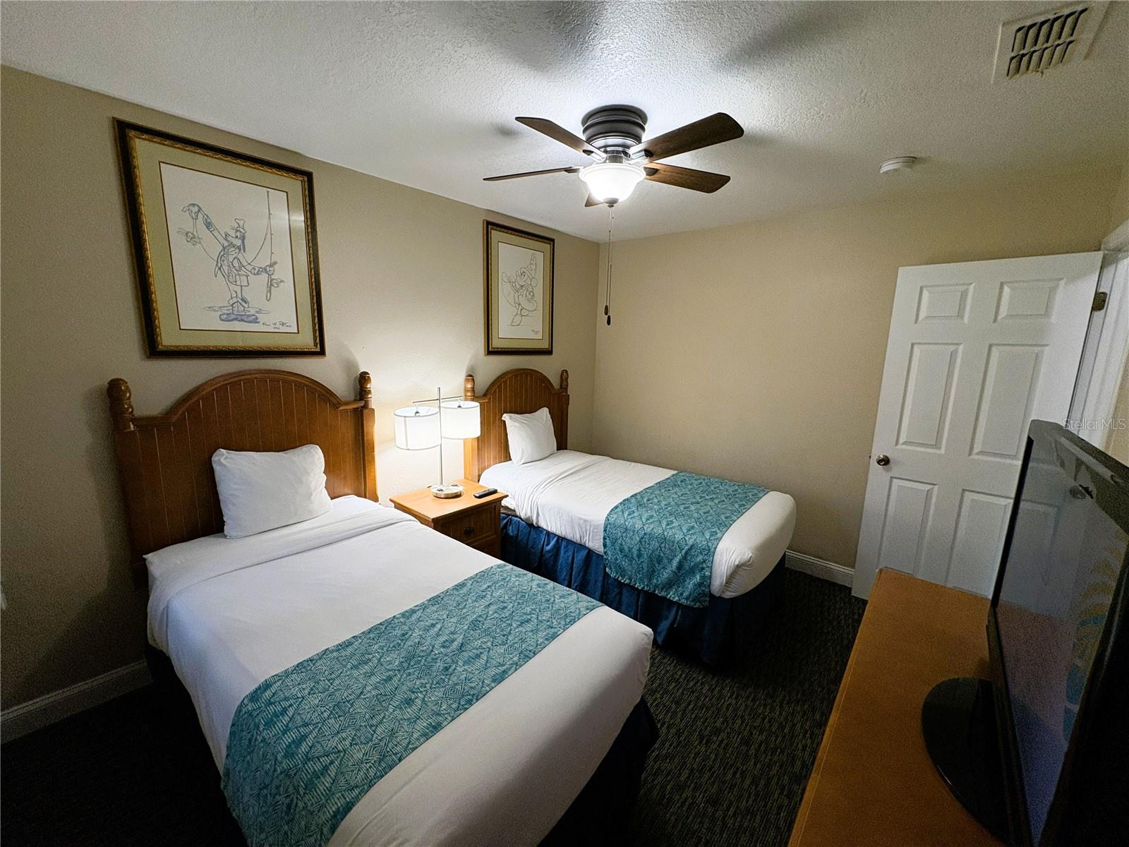 FANTASYWORLD CLUB VILLAS UNIT 1 - Residential