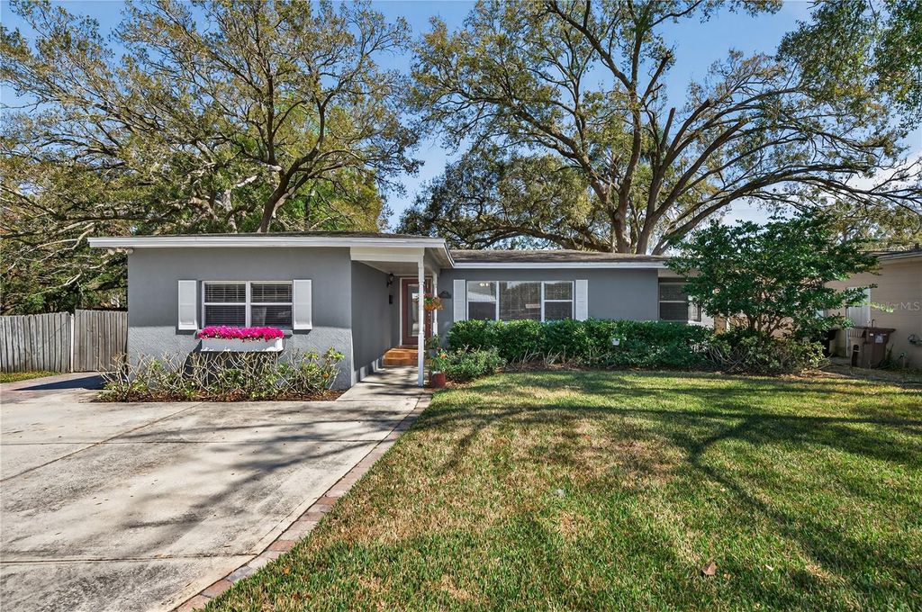 Photo of 3109 Harrison Avenue, Orlando, FL 32804 (MLS # O6380103)