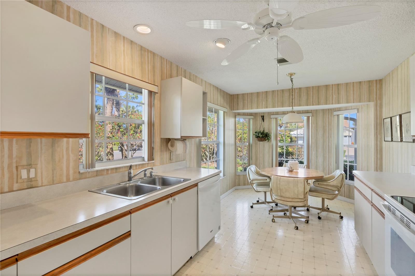 ASHLEY PLACE - Residential