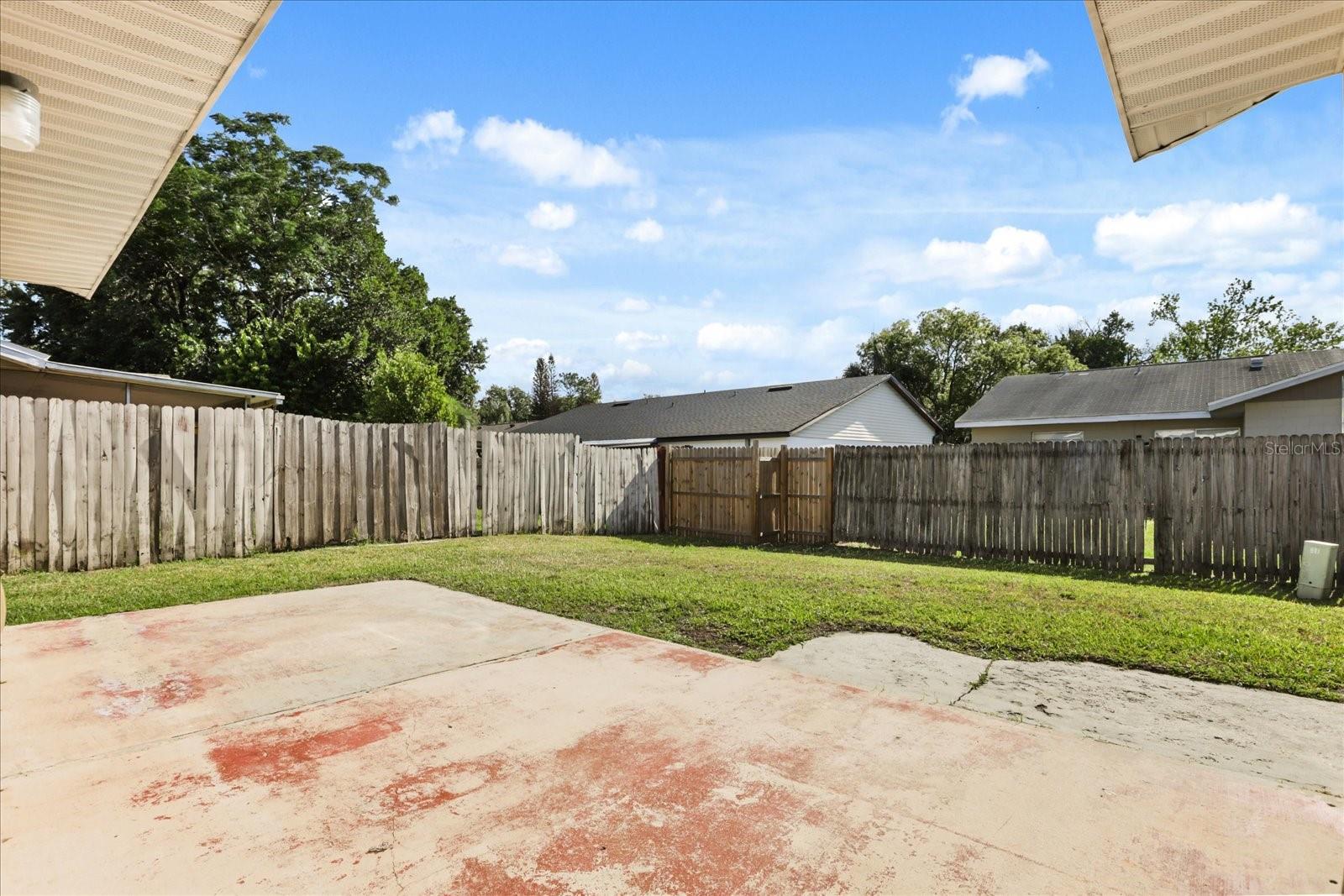 QUAIL HOLLOW AT RIO PINAR - Residential