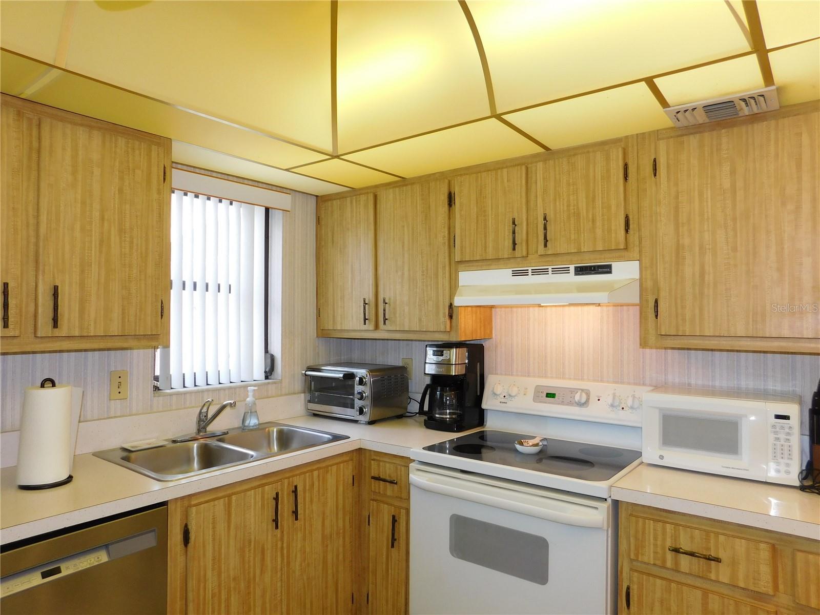 MORTON VILLAGE - Residential