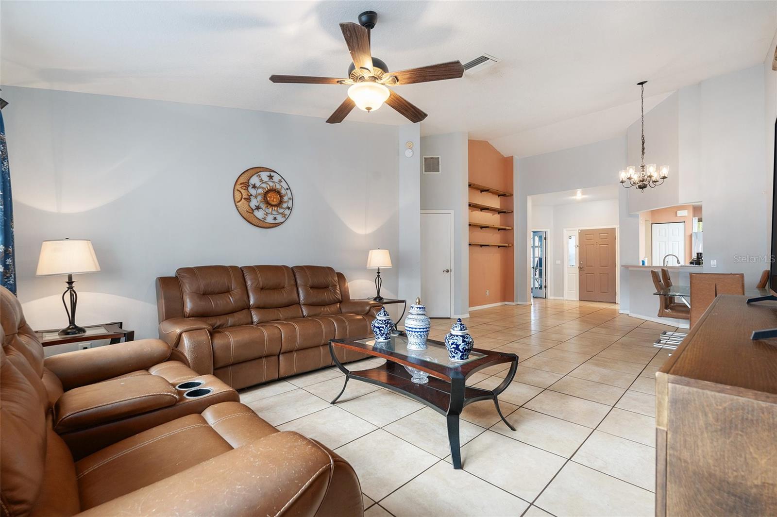 OAKDALE RIVERVIEW ESTATES UN 3 - Residential